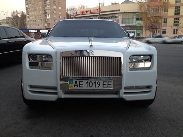 Rolls Royce Phantom Lincoln Town car