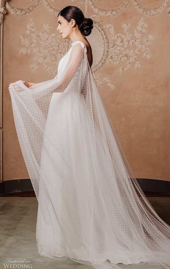 Свадебное платье с длинной накидкой. Couture Hayez 2020 Wedding Dresses